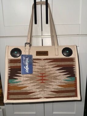 NEW Wrangler LARGE Beige Aztec-Pattern Tote Bag WRANGLER LEATHER PATCH & POCKET